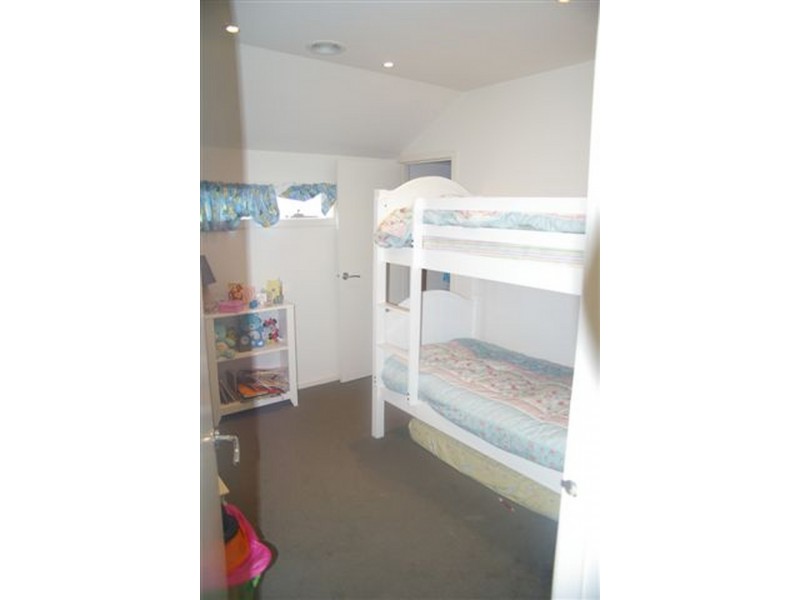 1/1 Knowles Street, Northcote VIC 3070