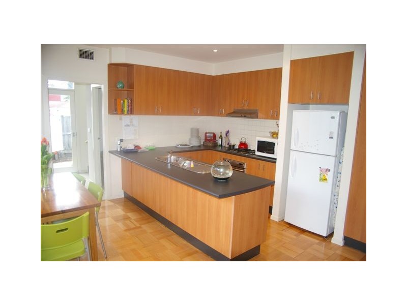 1/1 Knowles Street, Northcote VIC 3070