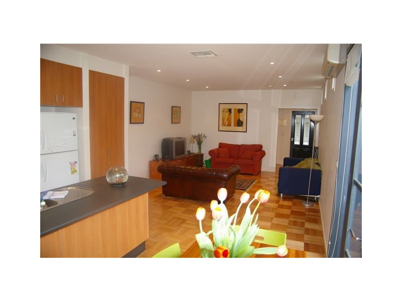 1/1 Knowles Street, Northcote VIC 3070