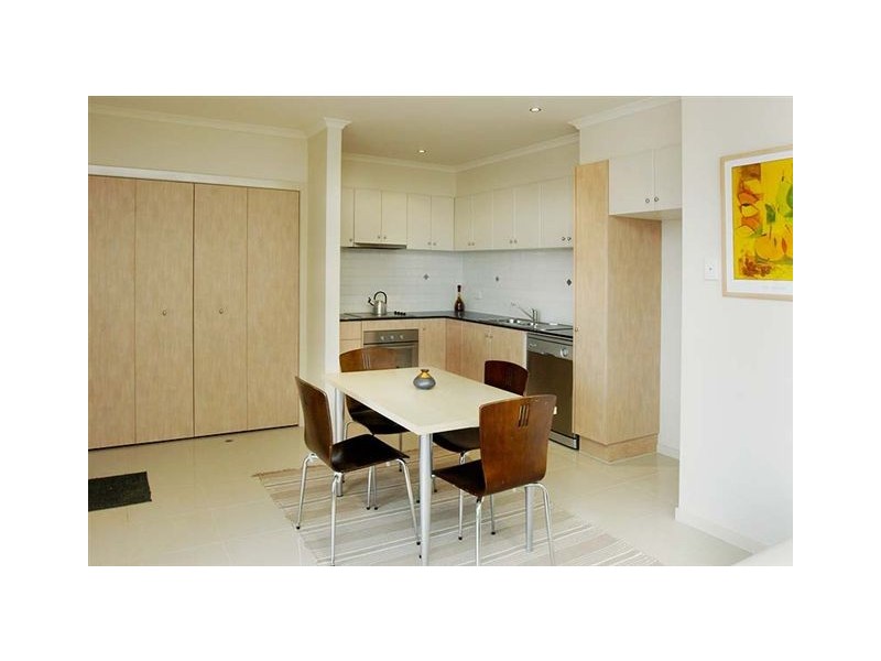 17/44 Clarendon Street, Thornbury VIC 3071