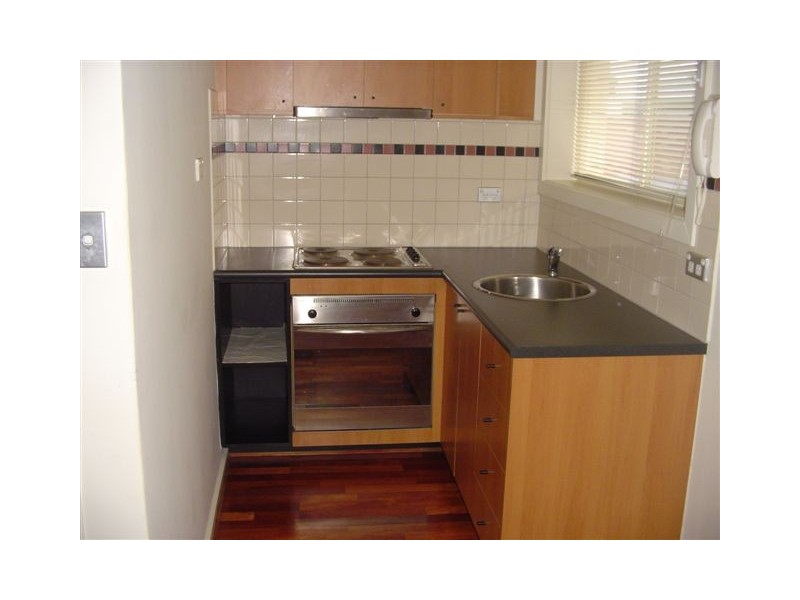 8/206 Arthur Street, Fairfield VIC 3078