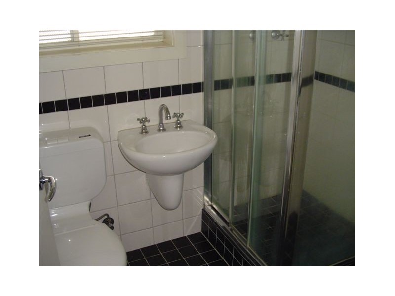 8/206 Arthur Street, Fairfield VIC 3078
