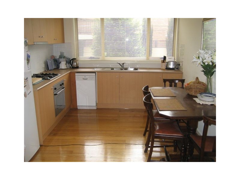 1/295 Rossmoyne Street, Thornbury VIC 3071