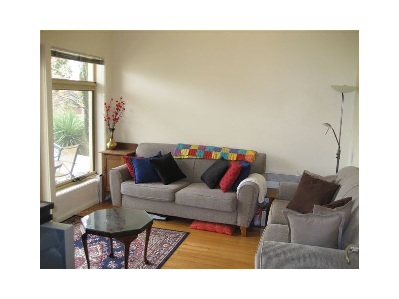 1/295 Rossmoyne Street, Thornbury VIC 3071