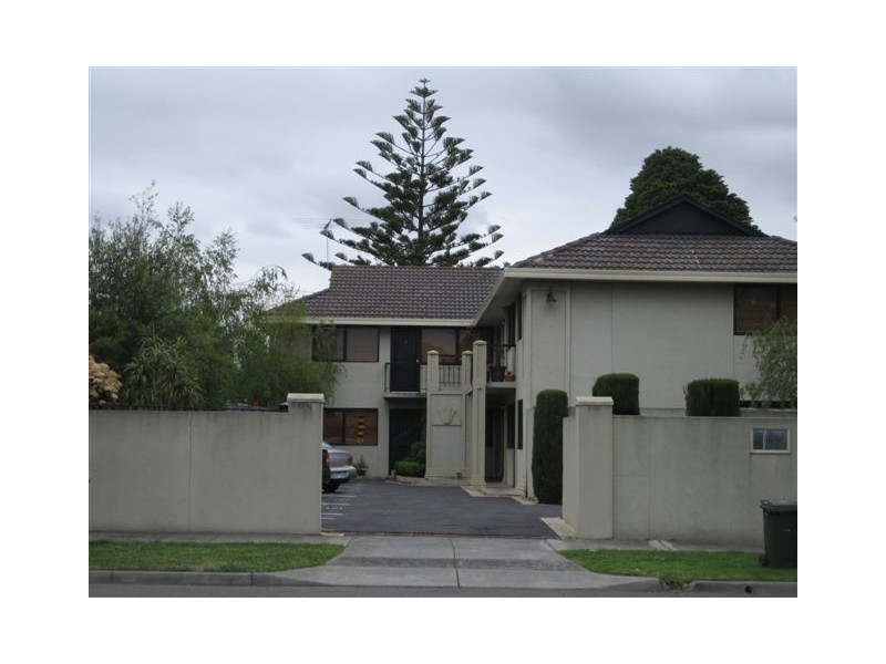 3/305 Station Street, Fairfield VIC 3078