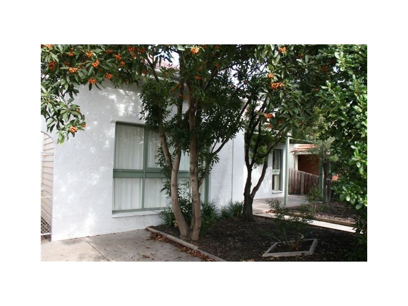 33 Normanby Avenue, Thornbury VIC 3071