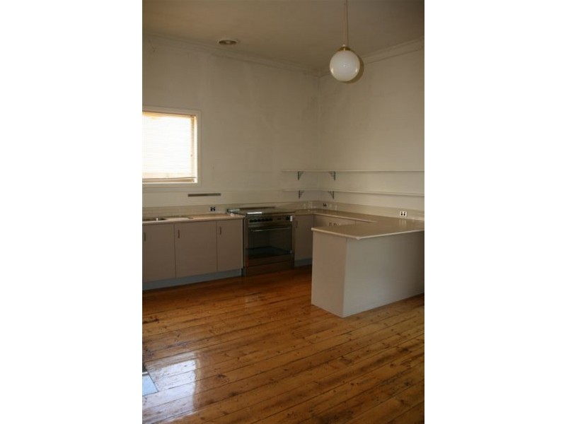 33 Normanby Avenue, Thornbury VIC 3071