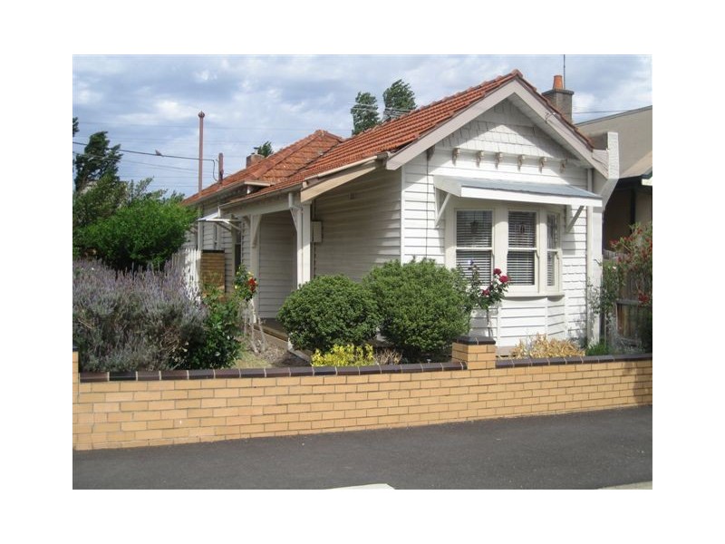 16 Latham Street, Northcote VIC 3070