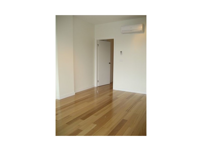 165 Darebin Road, Thornbury VIC 3071