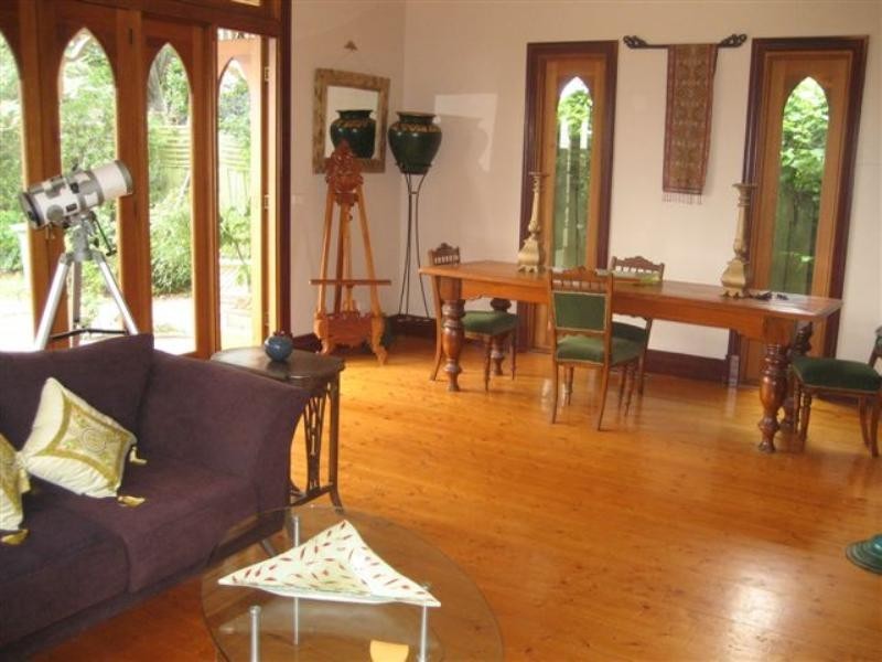 2 Vauxhall Road, Northcote VIC 3070