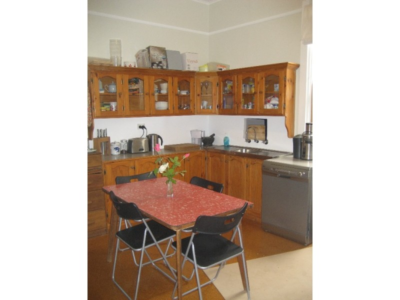 19 Carlisle Street, Preston VIC 3072