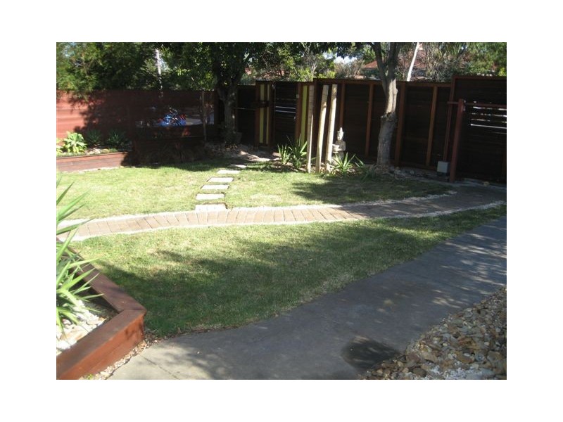 109 Darebin Road, Thornbury VIC 3071