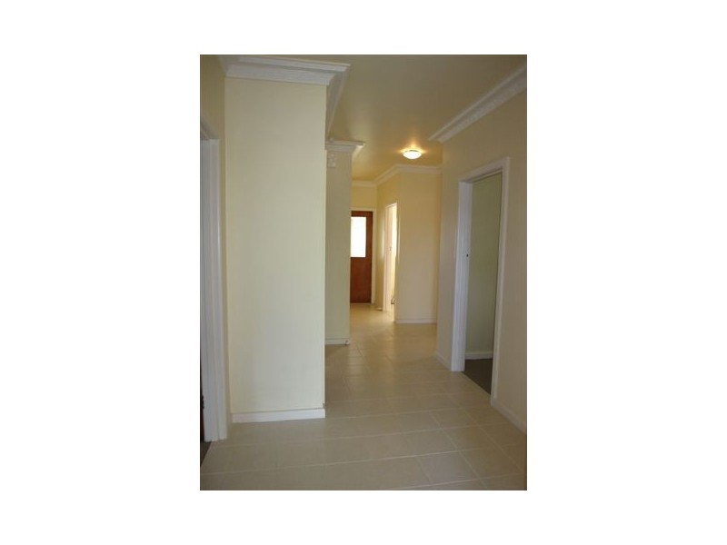 14 Spratling Street, Reservoir VIC 3073