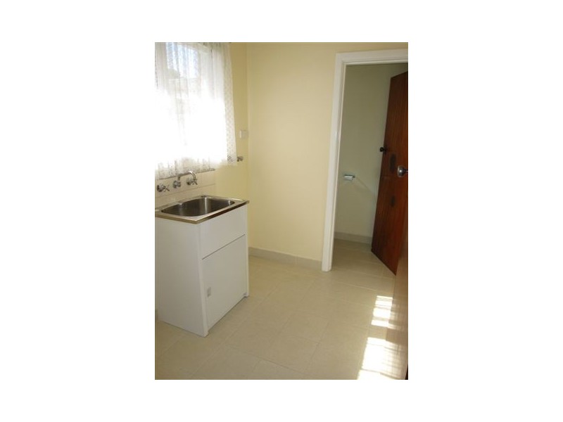 14 Spratling Street, Reservoir VIC 3073