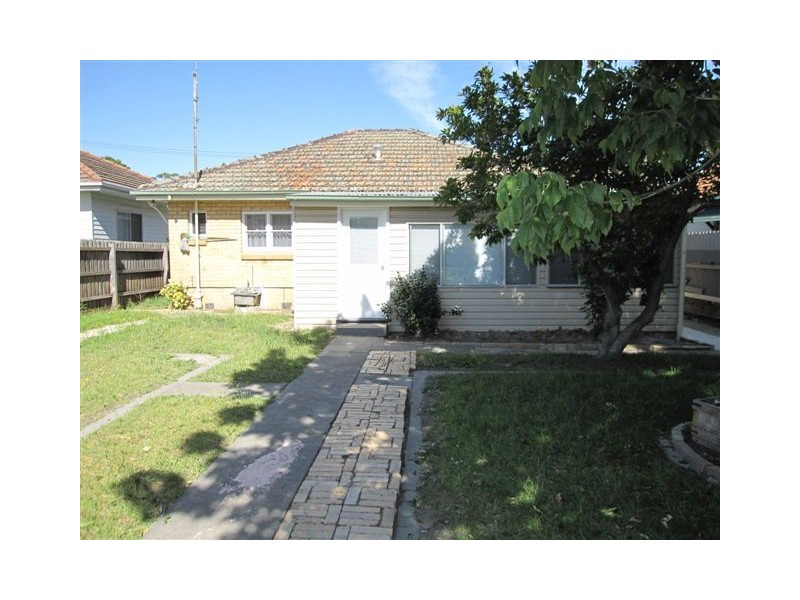 14 Spratling Street, Reservoir VIC 3073