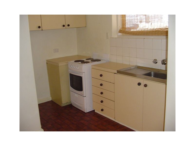 16/210 Clarke Street, Northcote VIC 3070