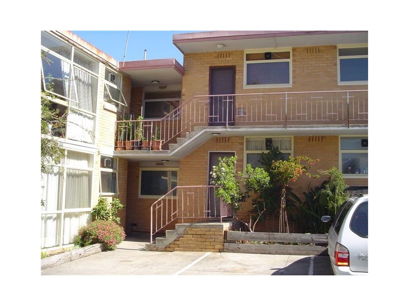 16/210 Clarke Street, Northcote VIC 3070