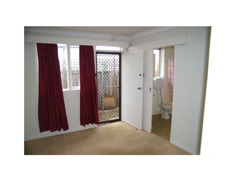 2/13 Langridge Street, Fairfield VIC 3078
