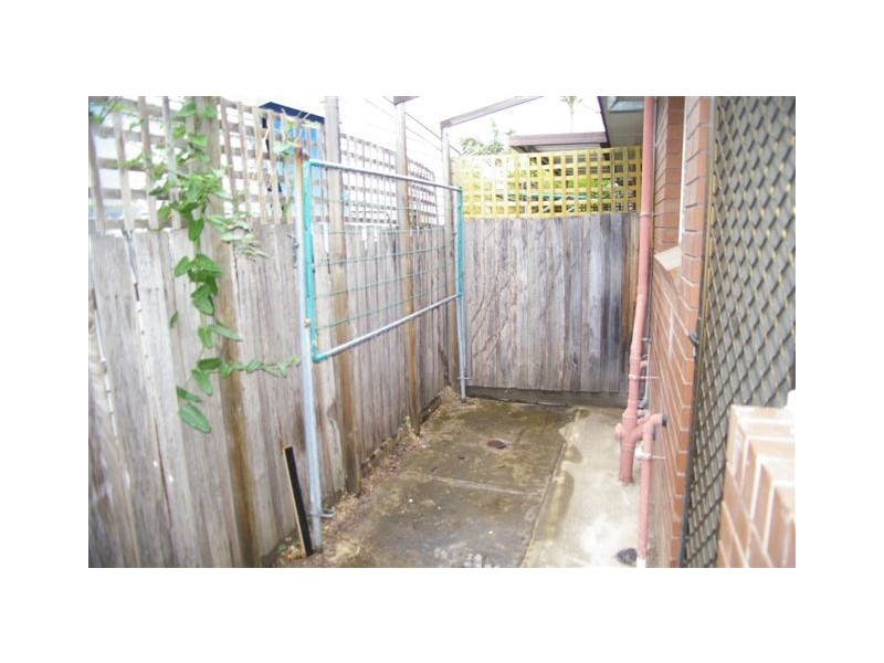 2/13 Langridge Street, Fairfield VIC 3078
