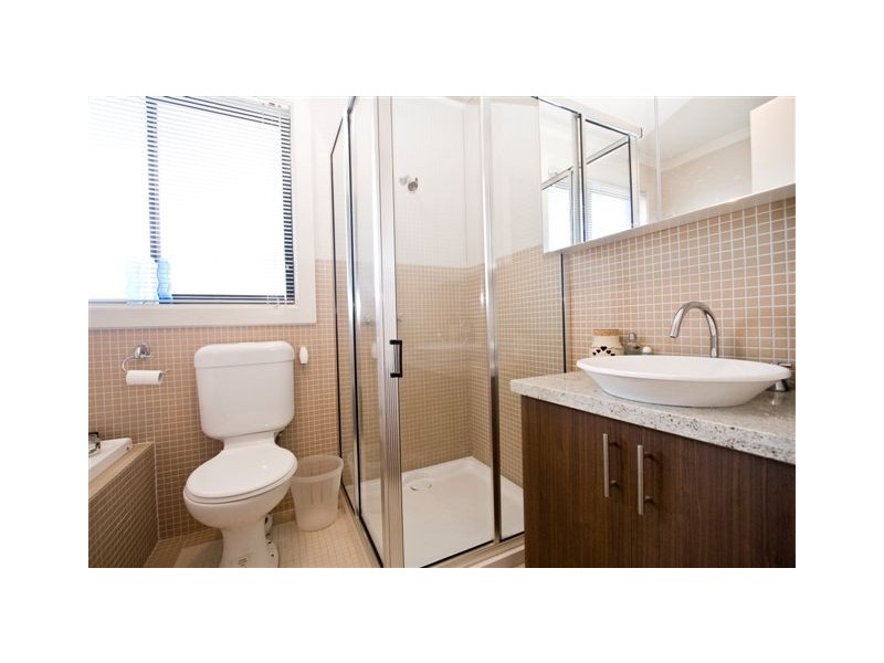 2/1 Furzer Street, Preston VIC 3072