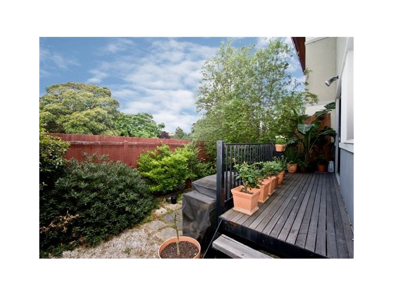 2/1 Furzer Street, Preston VIC 3072