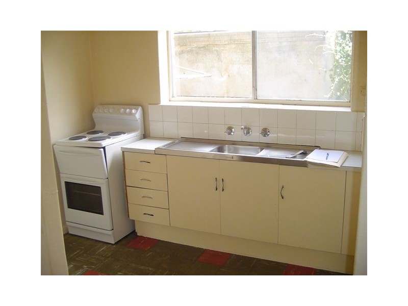 4/9 McCracken Avenue, Northcote VIC 3070