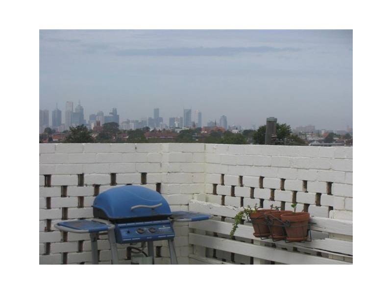 16/6 Francis Grove, Thornbury VIC 3071