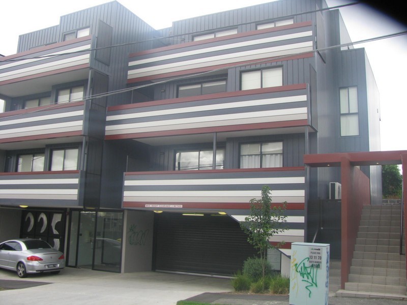 13/225 Buckley Street, Essendon VIC 3040
