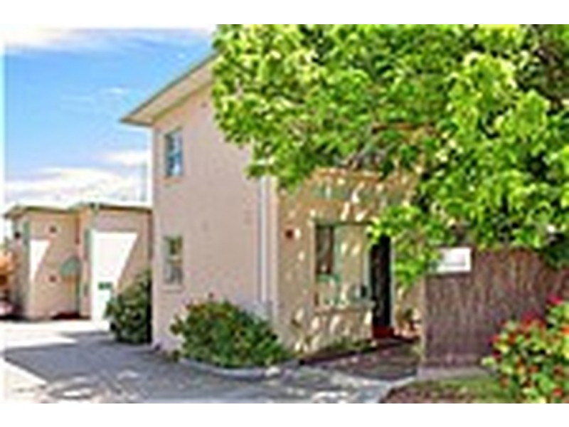 2/121 St Georges Road, Northcote VIC 3070