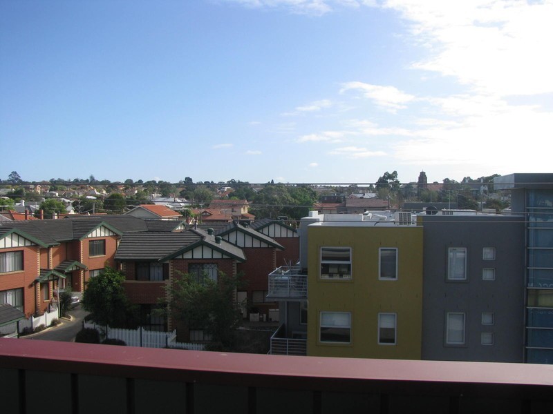 13/225 Buckley Street, Essendon VIC 3040