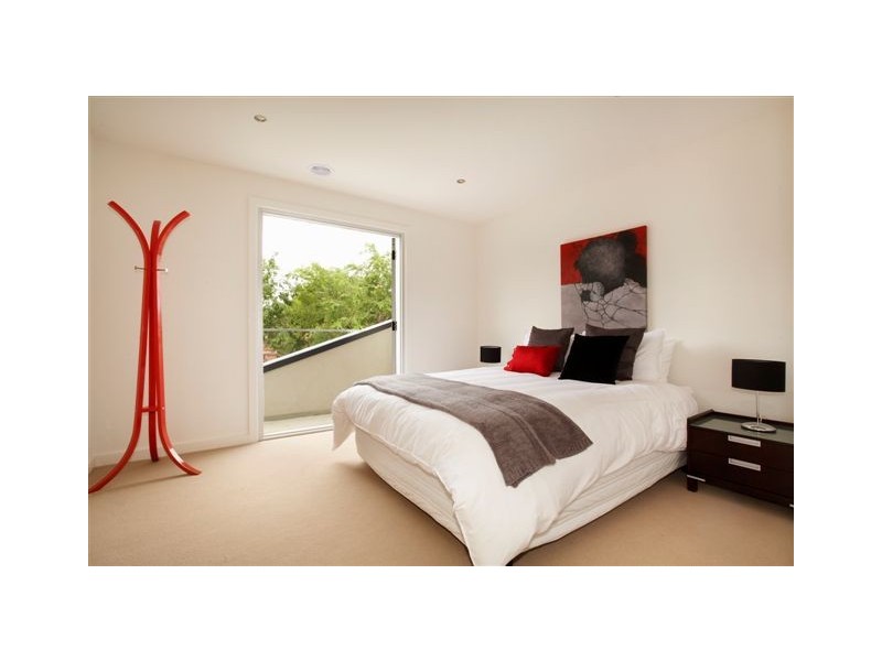 1/48a Clyde Street, Thornbury VIC 3071