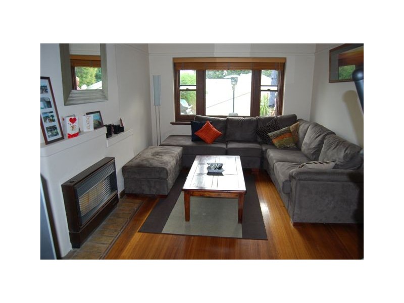 1/45-47 Hopetoun Grove, Eaglemont VIC 3084