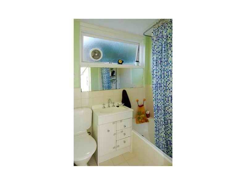 1/205 Station Street, Fairfield VIC 3078