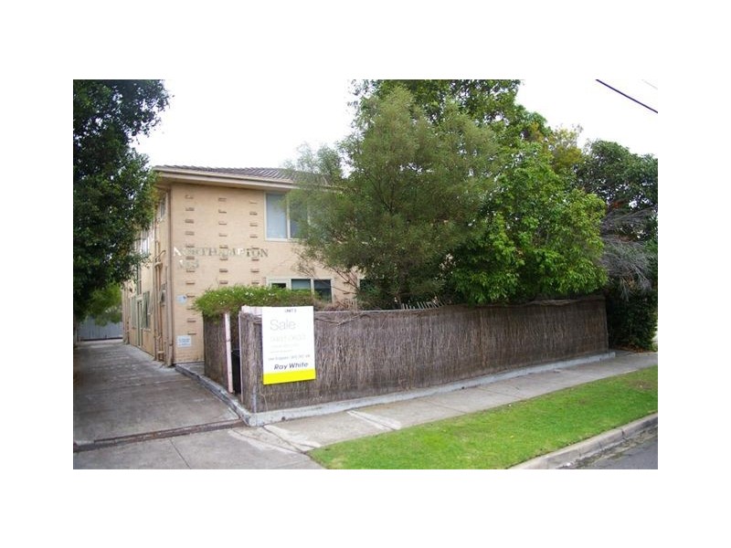 1/143 Smith Street, Thornbury VIC 3071
