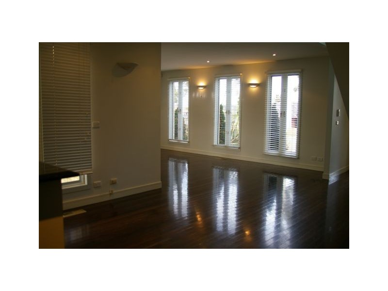 7/1-3 Hammond Street, Thornbury VIC 3071