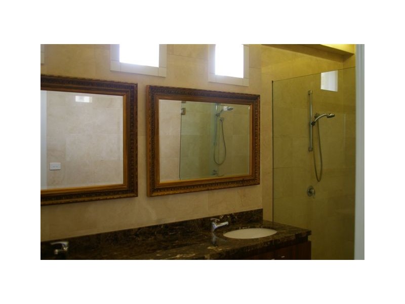 7/1-3 Hammond Street, Thornbury VIC 3071