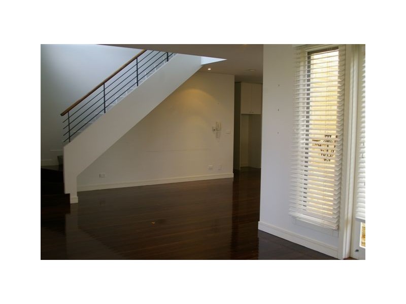 7/1-3 Hammond Street, Thornbury VIC 3071