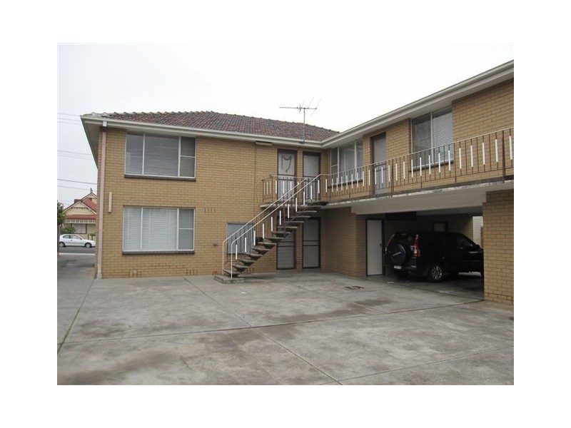 1/17 Martin Street, Thornbury VIC 3071