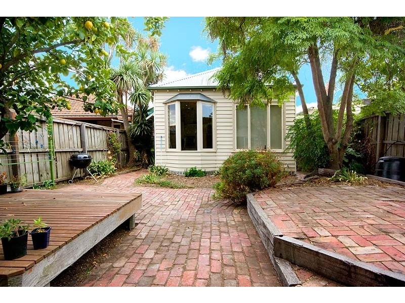 19 Hayes Street, Northcote VIC 3070