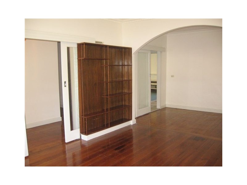 1 Shand Road, Reservoir VIC 3073