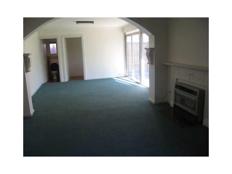 1 Shand Road, Reservoir VIC 3073