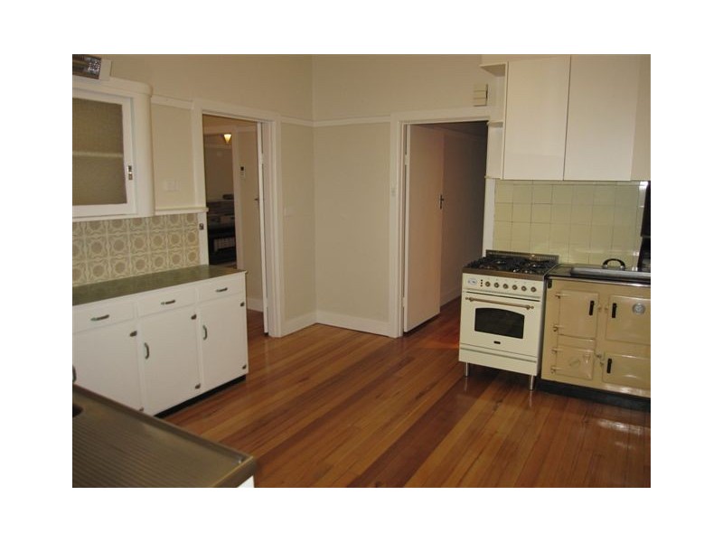 41 Bird Avenue, Northcote VIC 3070