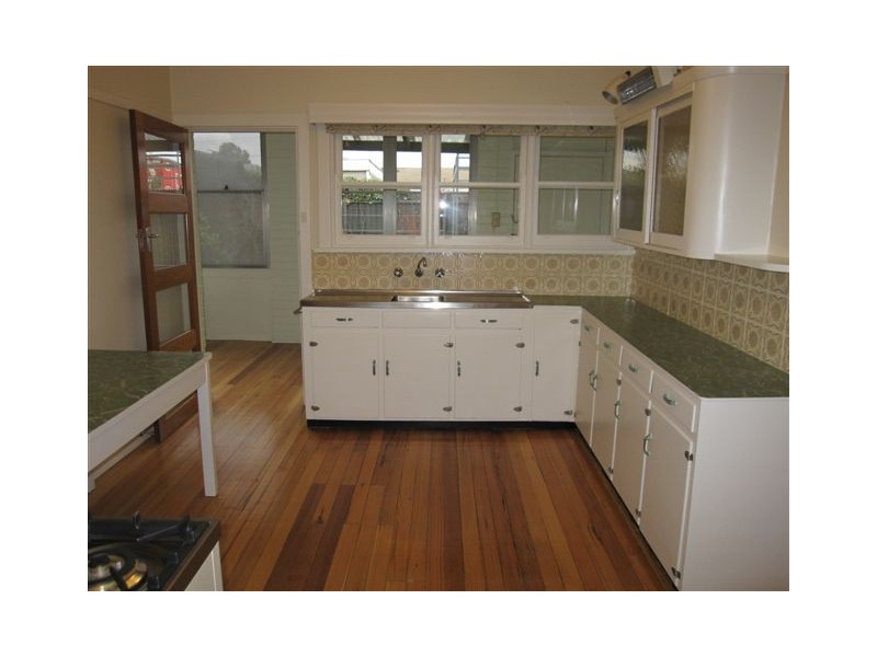 41 Bird Avenue, Northcote VIC 3070