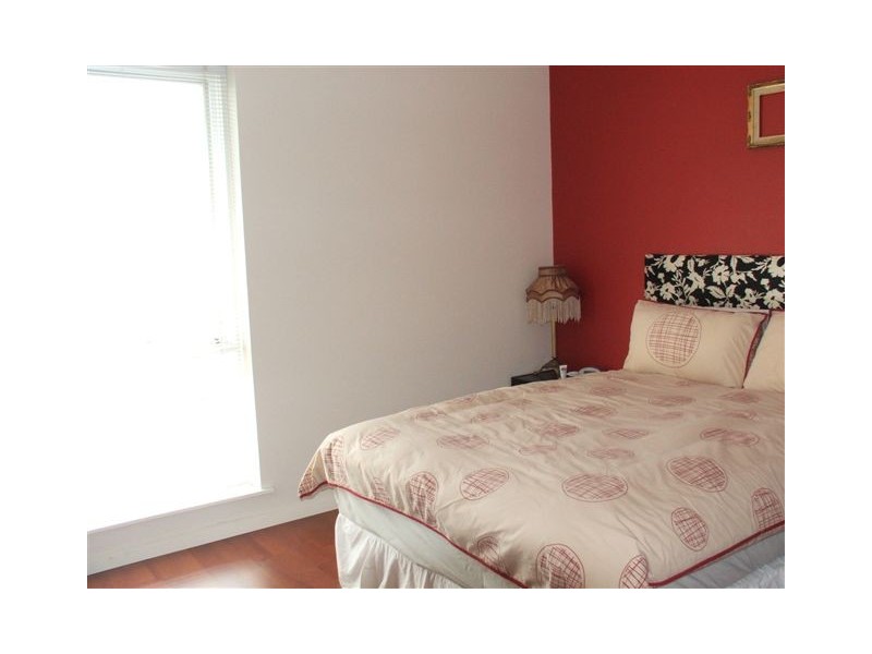 3/3 Balmoral Avenue, Brunswick East VIC 3057