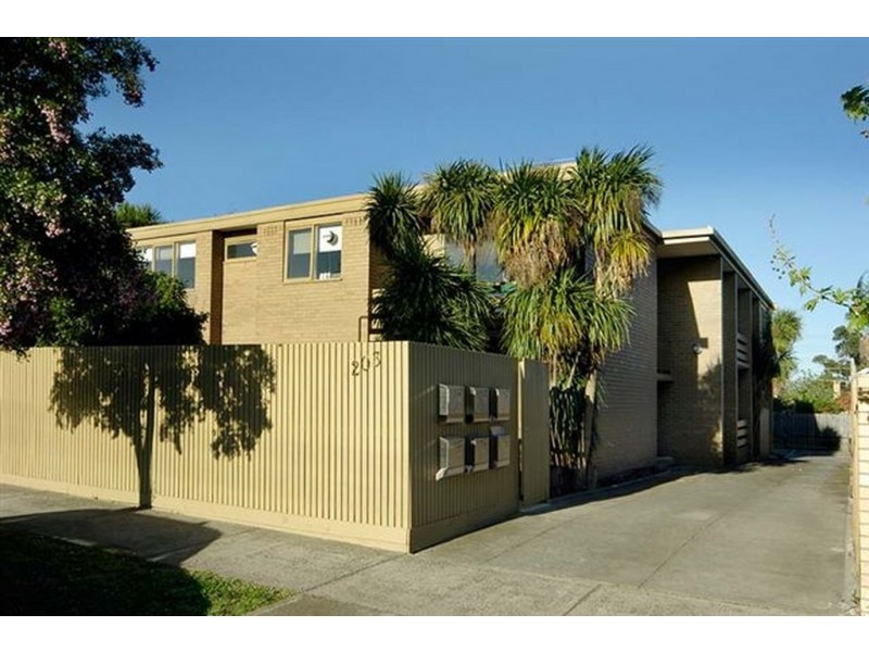 3/203 Station Street, Fairfield VIC 3078