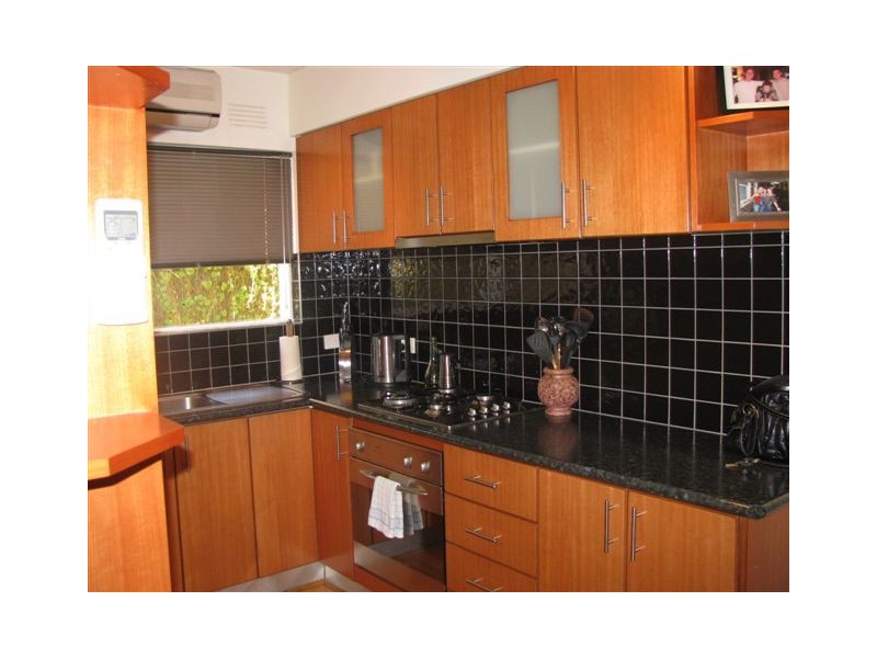 12/116 Arthurton Road, Northcote VIC 3070