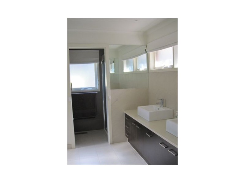 2 Lear Court, Greensborough VIC 3088