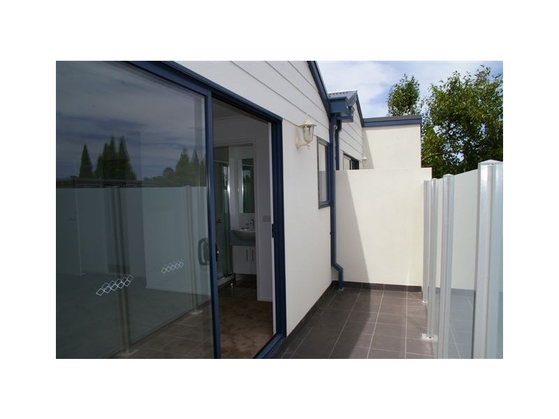 1/180 Westgarth Street, Northcote VIC 3070