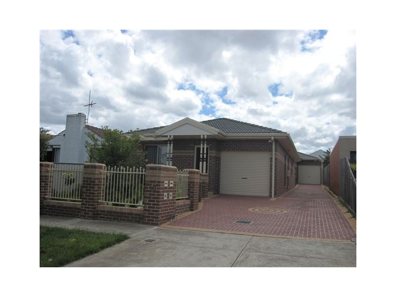 2/97 Speight Street, Thornbury VIC 3071