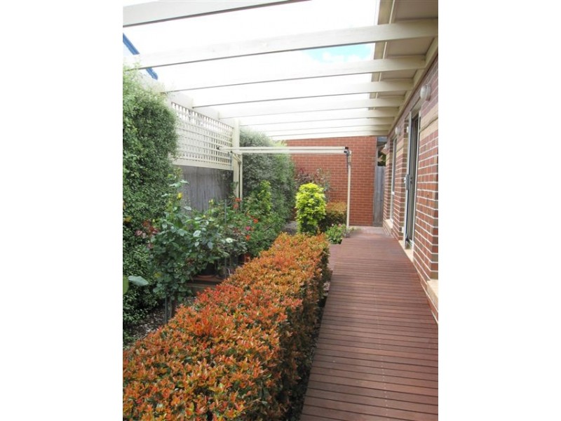 2/97 Speight Street, Thornbury VIC 3071